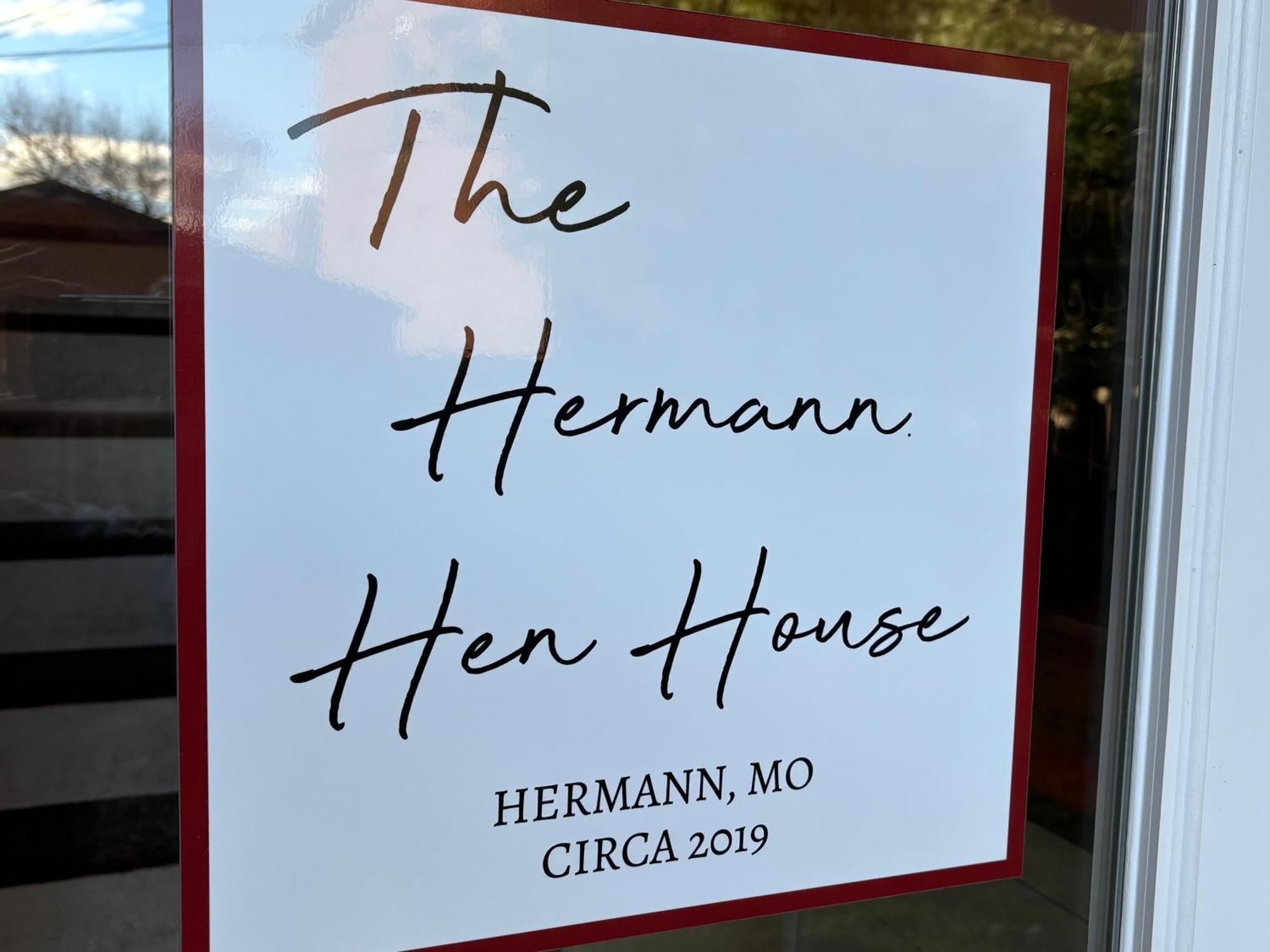 Hermann Crown Suites Kültér fotó